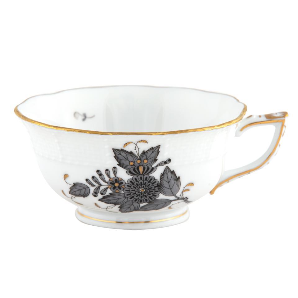 Chinese Bouquet Black Tea Cup