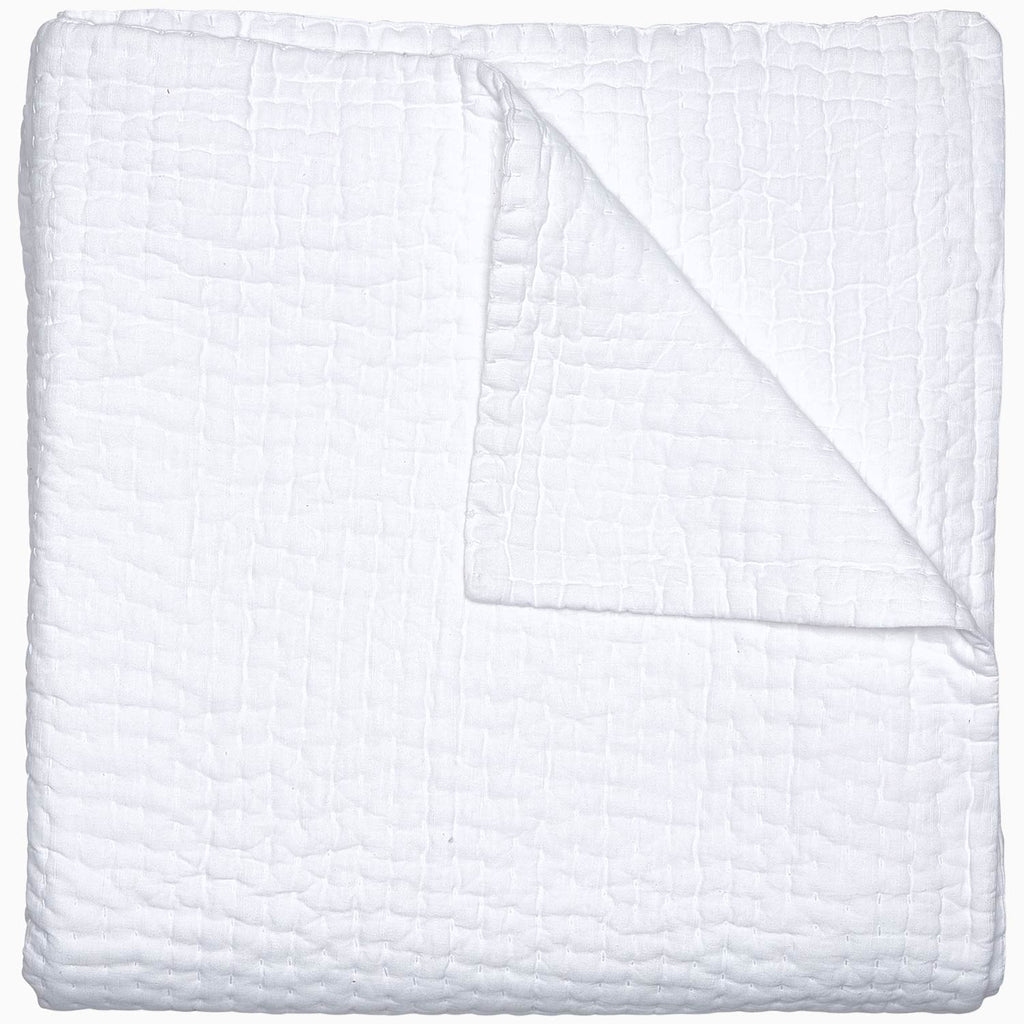 Vivada White Woven Quilt