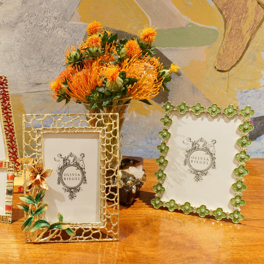Celadon Enamel 5x7 Clover Frame