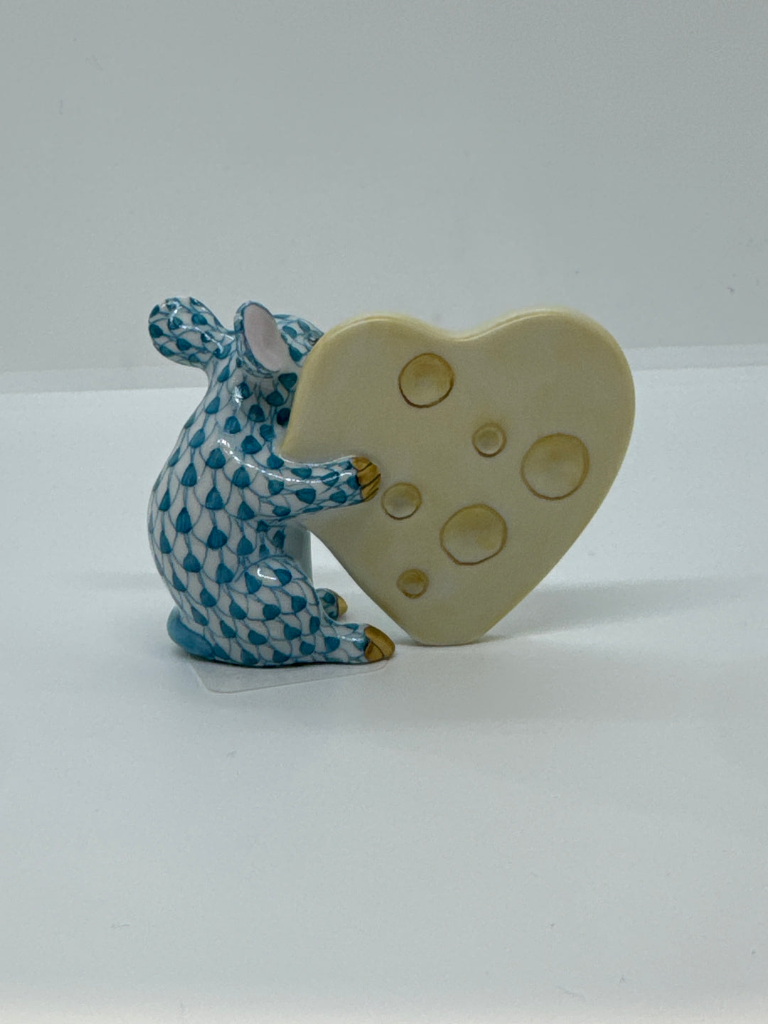 Mouse With Heart Cheese