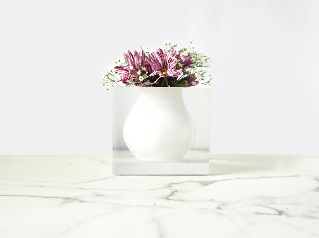 Mosco Bud Vase | Hamptons White