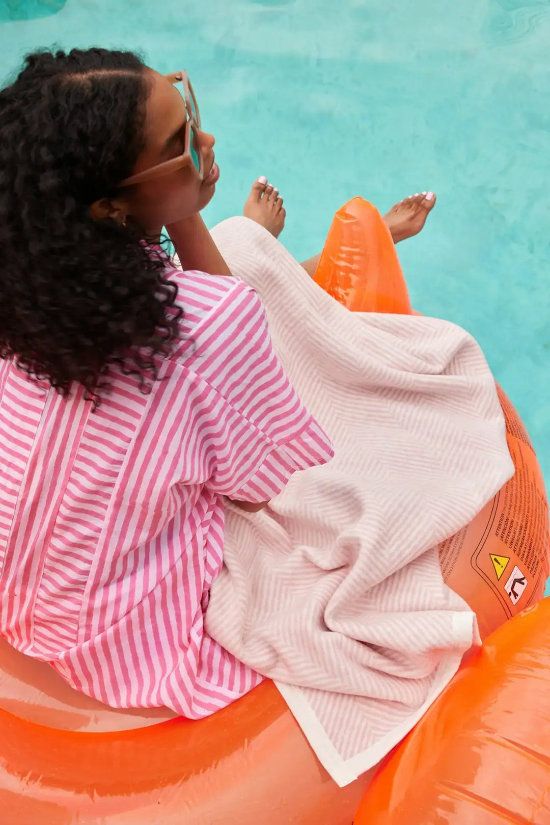 Harborview Herringbone Blush Blanket