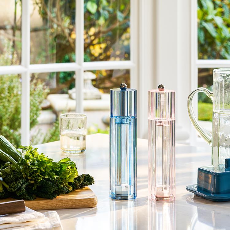 Icy Flute Salt or Pepper Mill