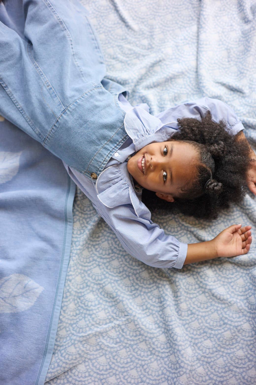 Seaside Scallops Fog Blanket