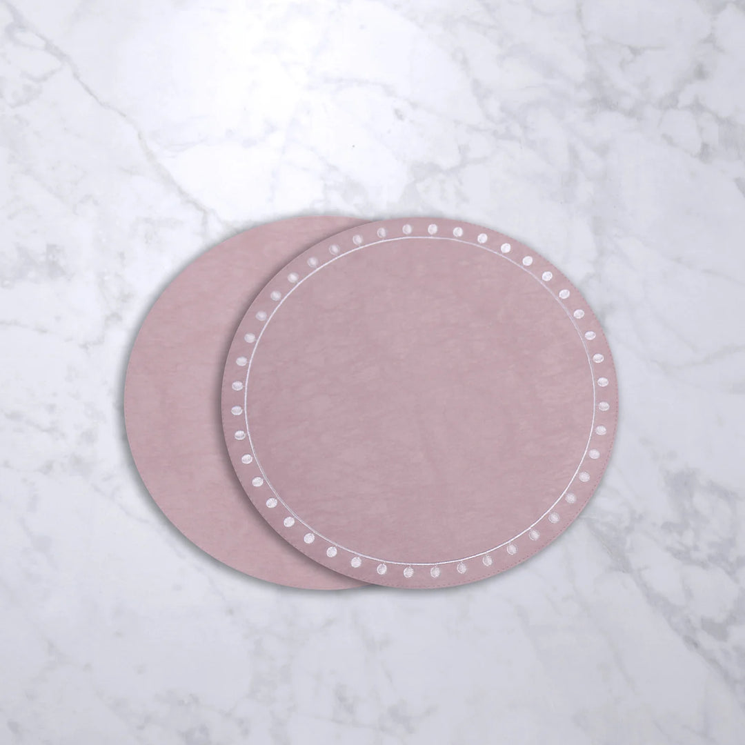 Vida Round Embroidered Dots 15.5" Round Placemats Set Of 4 (Pink And White)