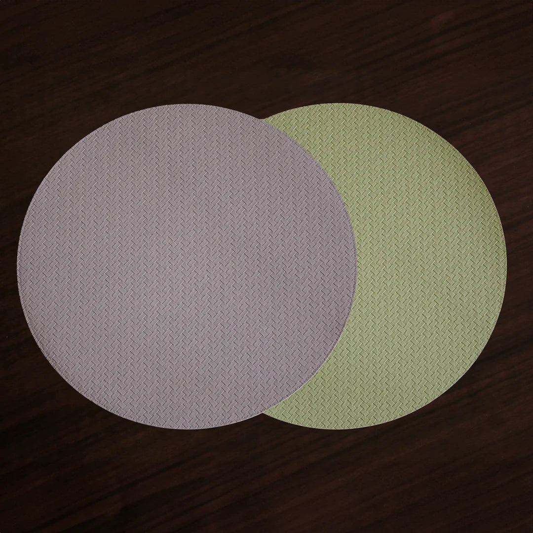 Vida Snakeskin Reversible 15" Round Placemats Set Of 4 (Pale Green And Taupe)