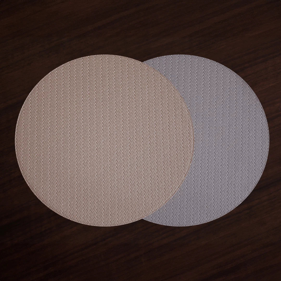 Vida Metallic Snakeskin Reversible 15" Round Placemats Set Of 4 (Silver And Pewter)