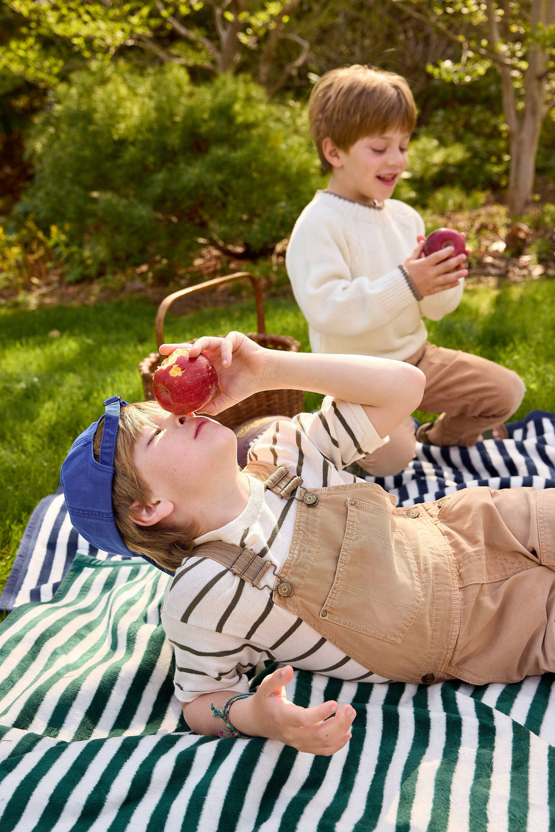 Sideline Stripe Evergreen Midi Blanket