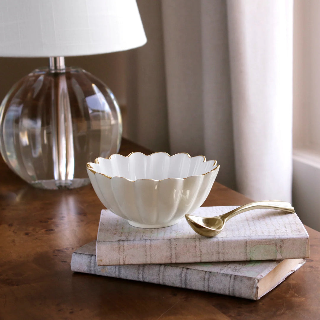 Encanto Vienna Mini Bowl with Spoon (Cream and White)