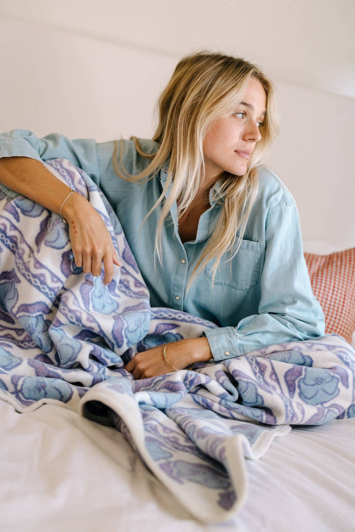 Violets Blanket