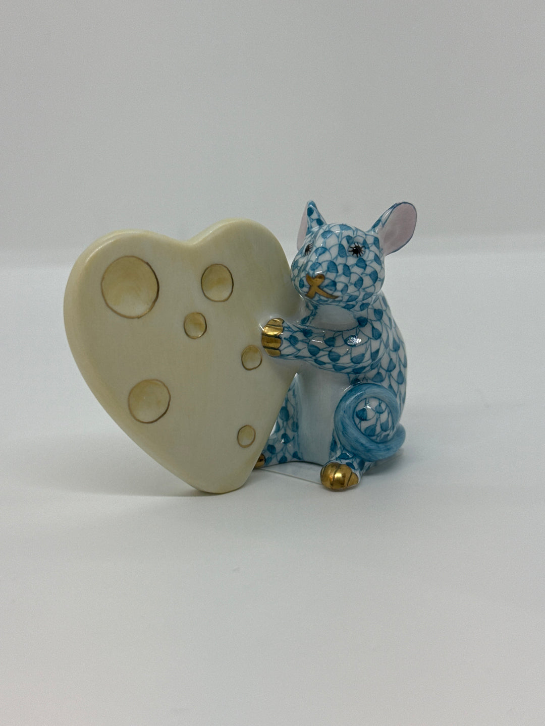 Mouse With Heart Cheese