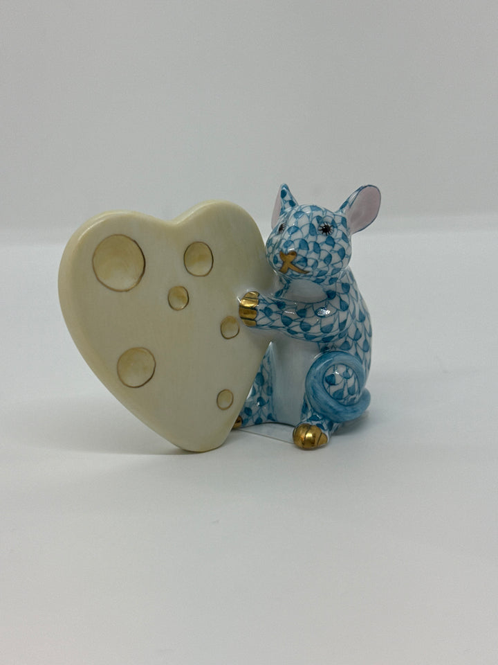 Mouse With Heart Cheese