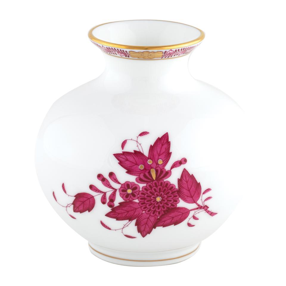 Chinese Bouquet Round Vase