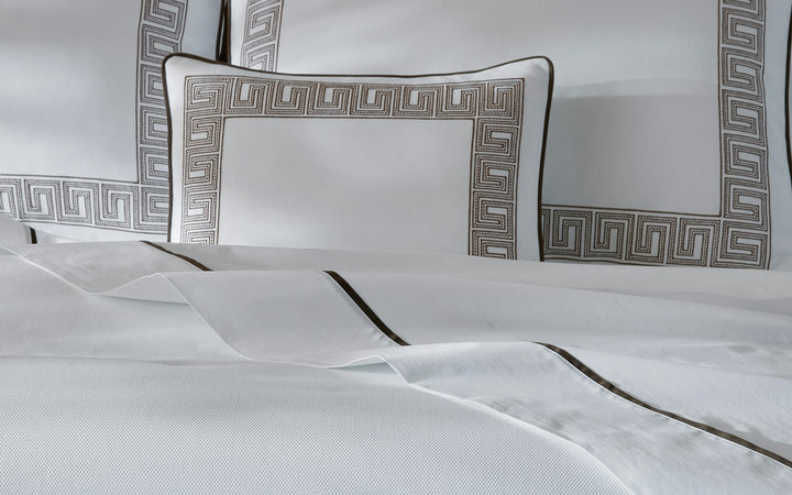 Ophelia Pique Coverlet