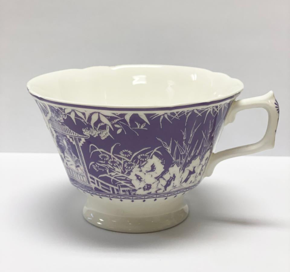 Mikado - Lavender Breakfast Cup
