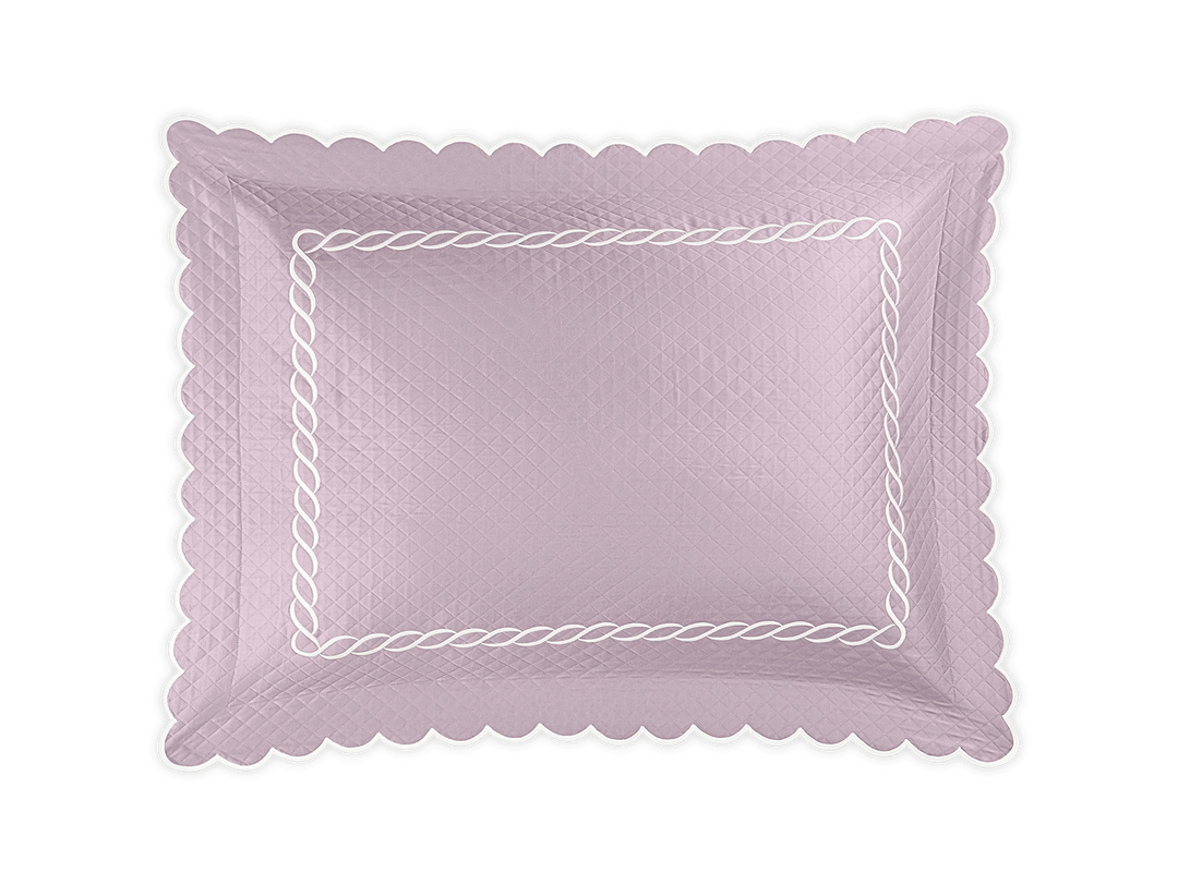 Classic Chain Scallop Matelassé Sham by Matouk