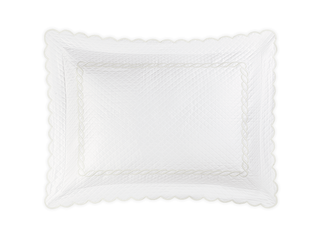Classic Chain Scallop Matelassé Sham by Matouk