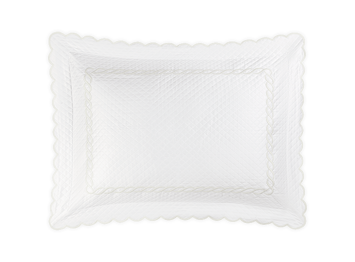 Classic Chain Scallop Matelassé Sham by Matouk