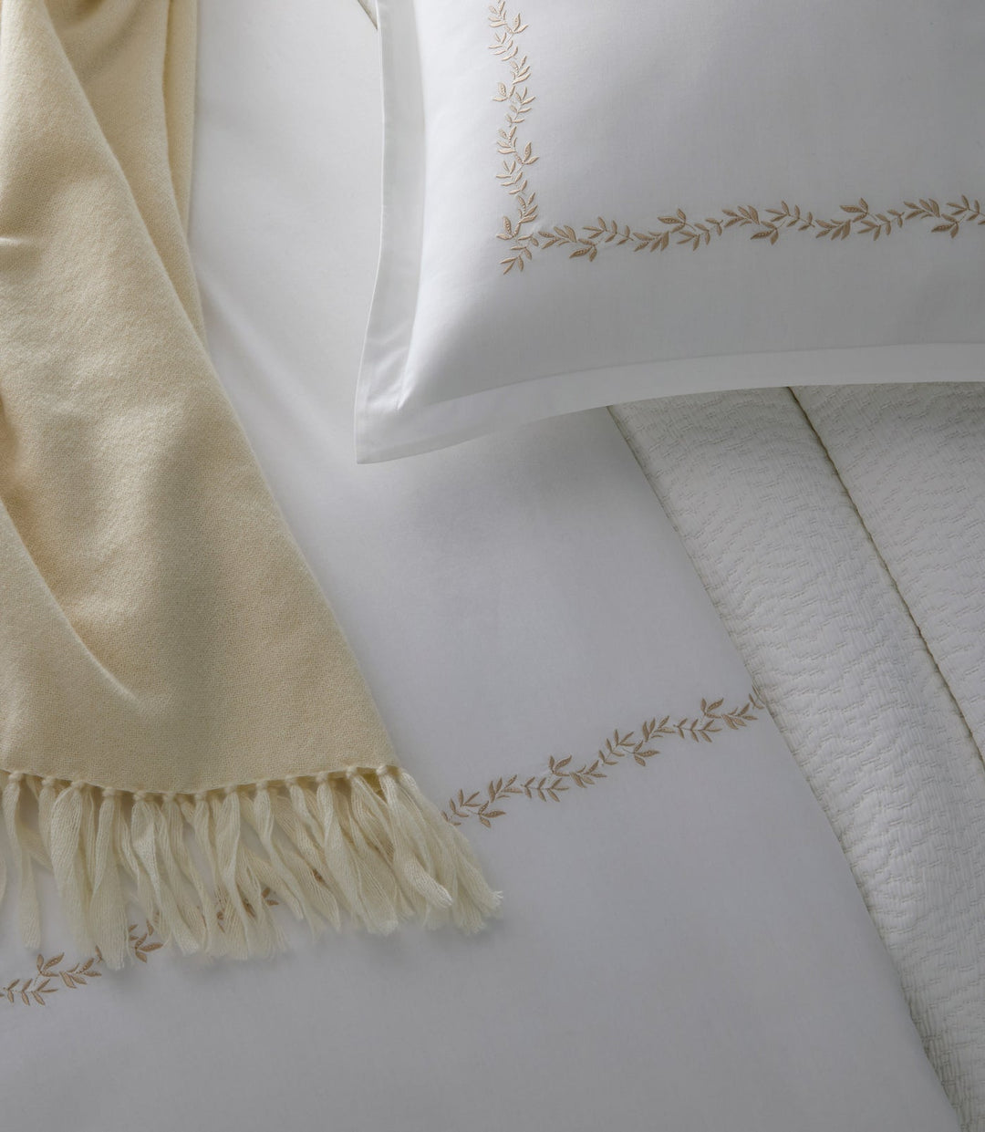 Ivy Classic Embroidered Duvet Set