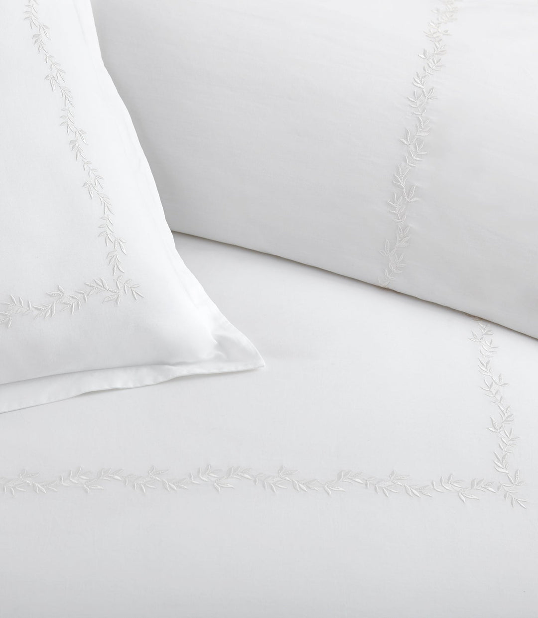 Ivy Classic Embroidered Duvet Set