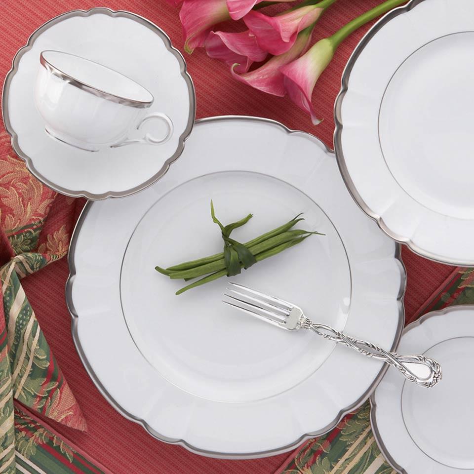 Colette - Platinum Five Piece Place Setting