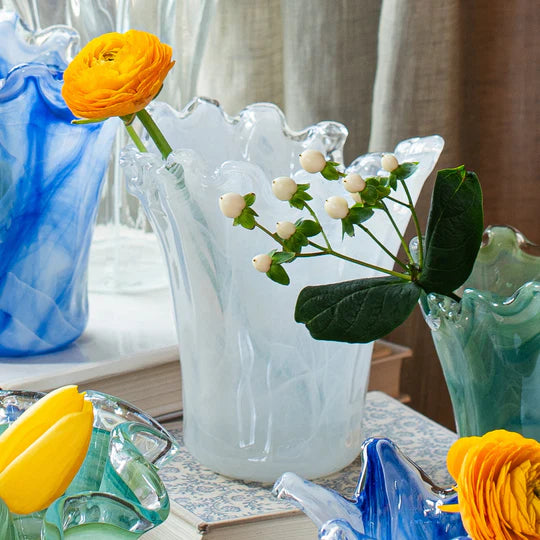 Onda Glass White Short Vase 2024