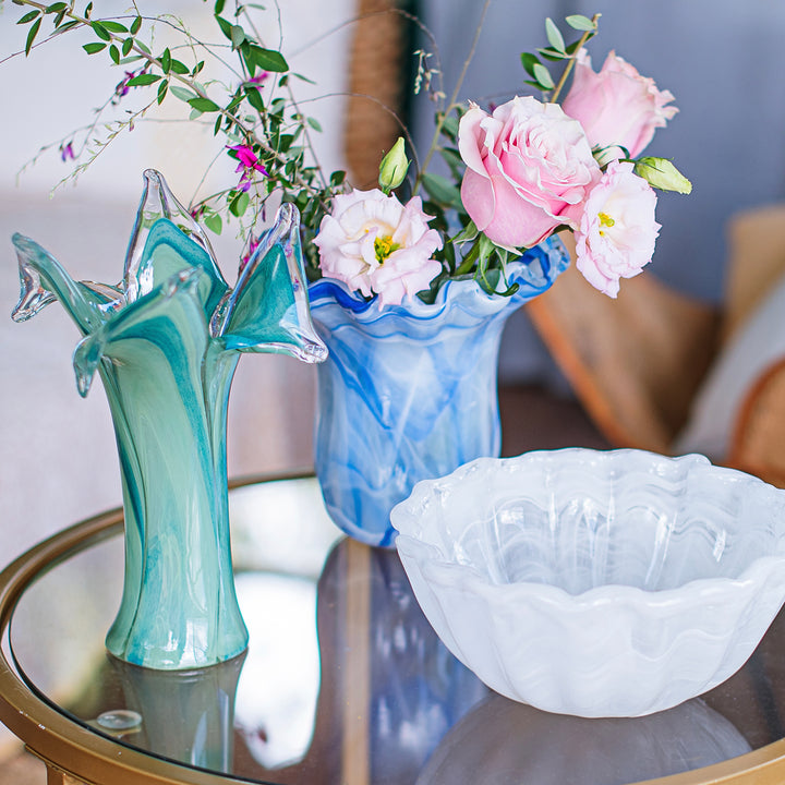 Onda Glass Cobalt Twisted Flower Vase