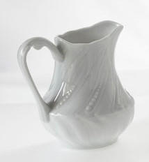 Ocean White Creamer