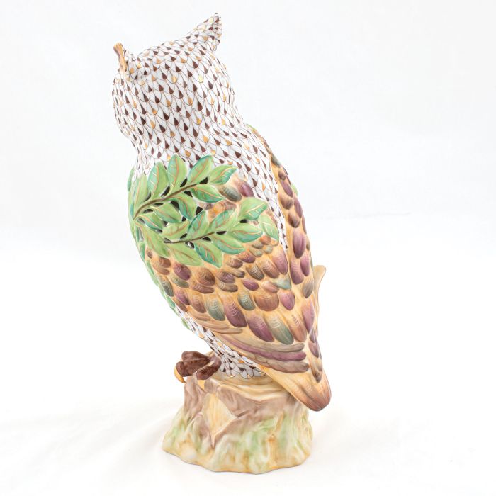 Openwork Owl With Leaves
