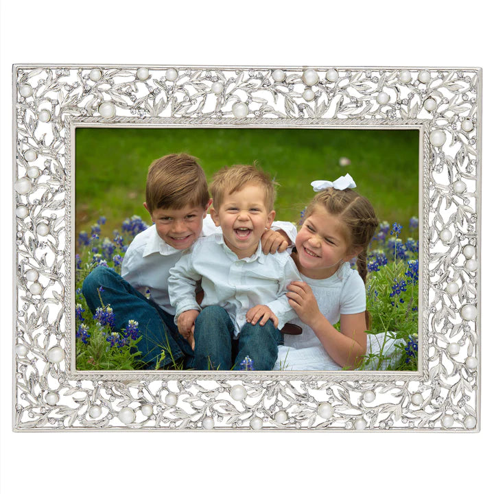 Silver Eleanor 4" x 6" Frame