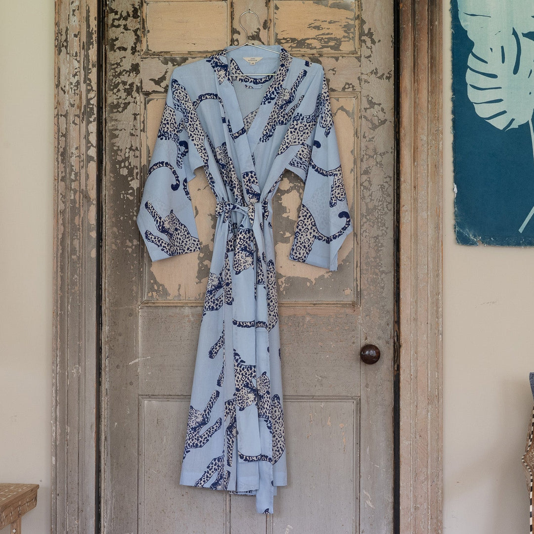 Dabeet Robe