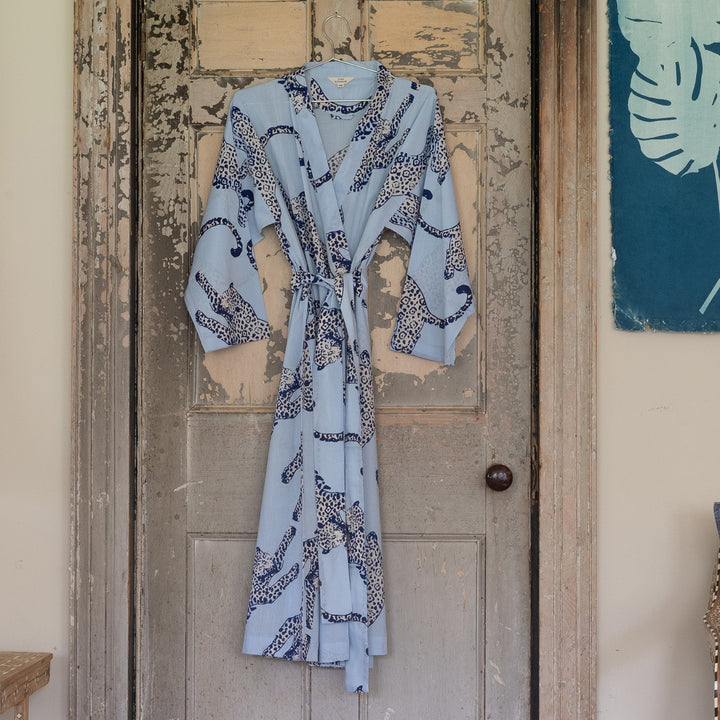 Dabeet Robe