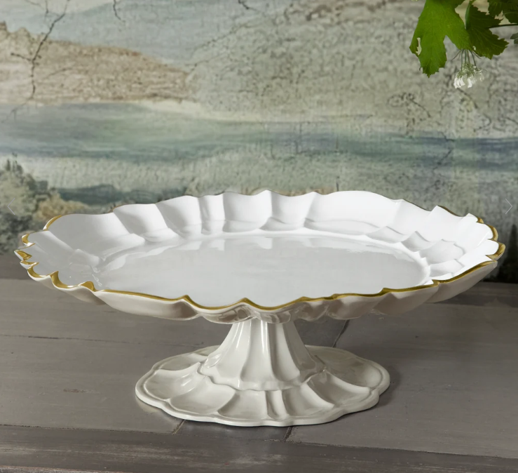 Encanto Tuscany Pedestal Cake Plate (Cream and White)