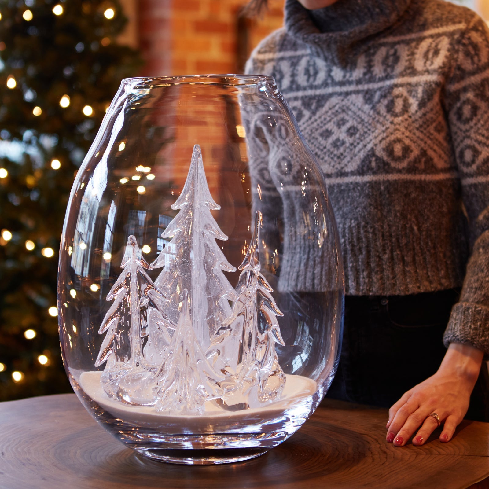 Simon Pearce Woodstock Snow Globe – Quintessentials