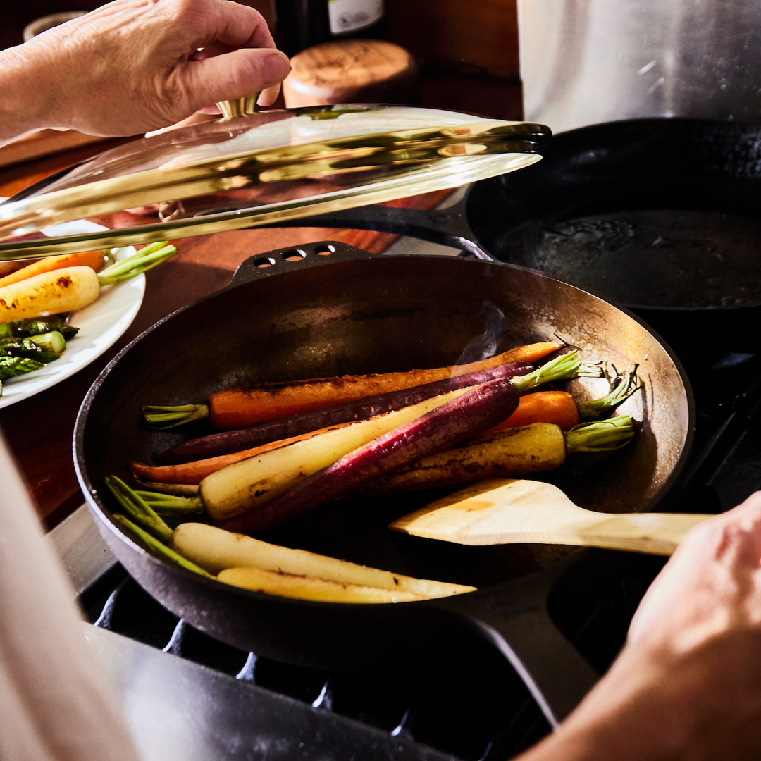 No. 11 Deep Skillet With Glass Lid