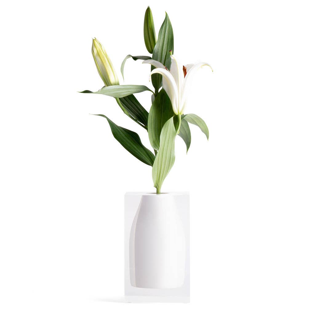Hester Acrylic Bud Vase in Hamptons White