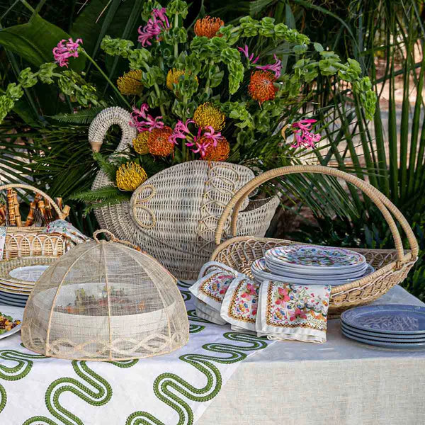 Provence Rattan Medium Swan Basket
