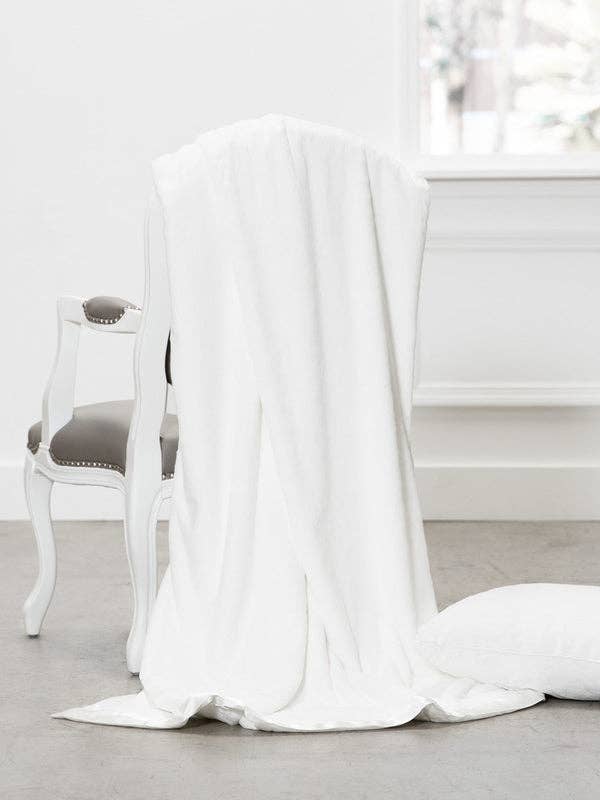 Luxe™ Irresistibly Soft Throws for Tweens, Teens & Young Adults