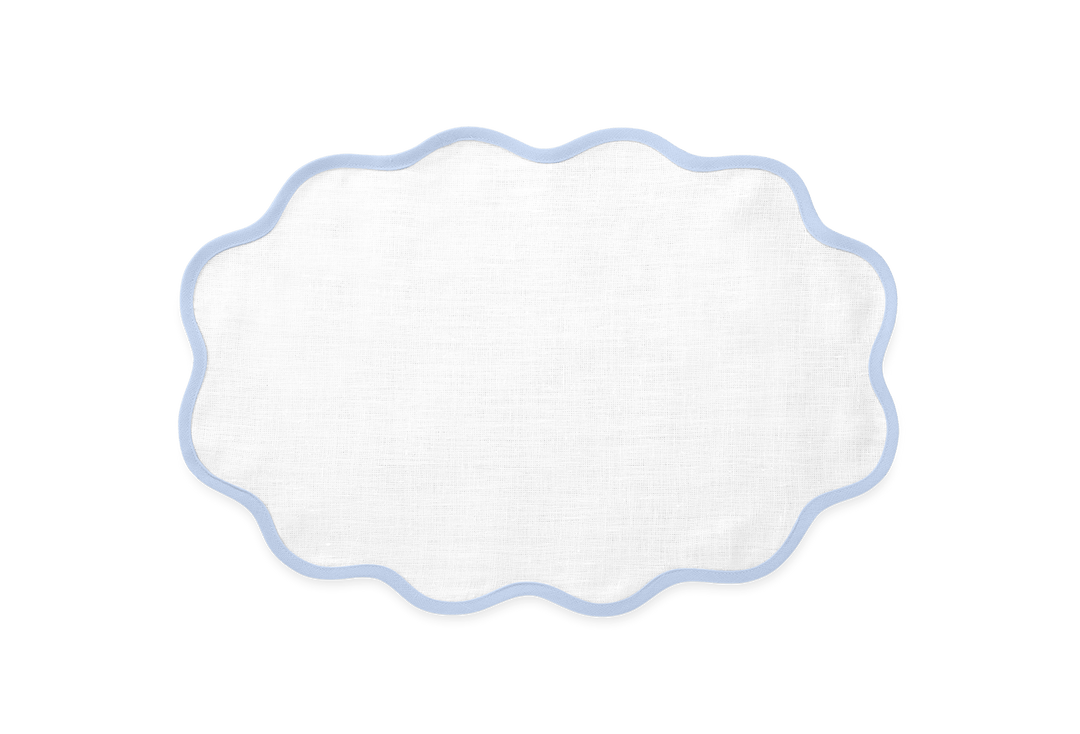 Scallop Edge Oval PlaceMat 13 x 19 - set of 4