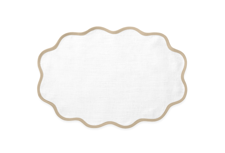 Scallop Edge Oval PlaceMat 13 x 19 - set of 4