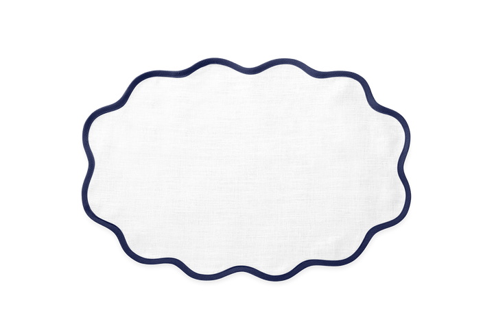 Scallop Edge Oval PlaceMat 13 x 19 - set of 4