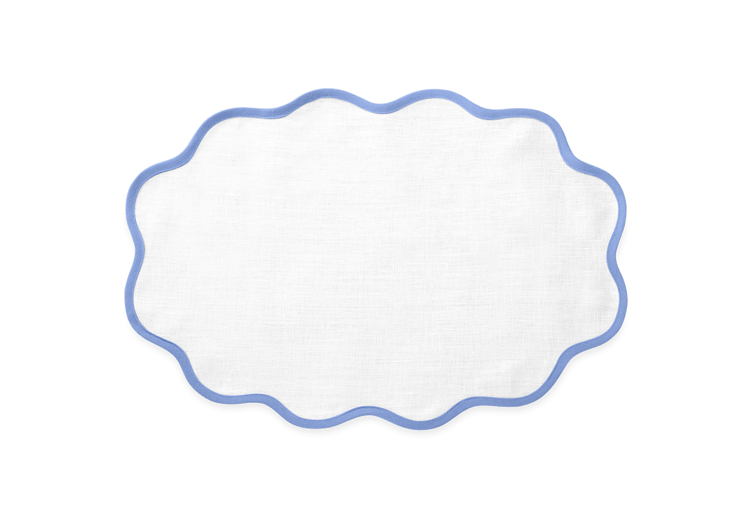 Scallop Edge Oval PlaceMat 13 x 19 - set of 4