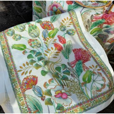 Artigemme Linen Table Runner